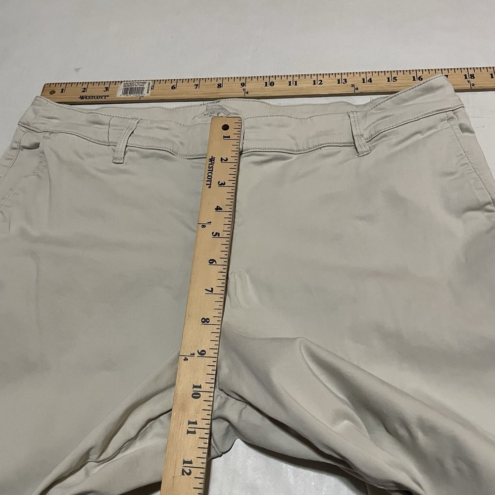 Tommy Bahama Cropped Capri Ankle Pants Size 14 X 23 Beige Cotton Blend Chino - Picture 2 of 7